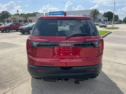 Used 2023 GMC Acadia SLT w/ Elevation Edition FWD image 6
