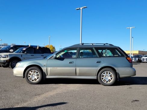 Used 2002 Subaru Outback H6 L.L. Bean Edition image 2