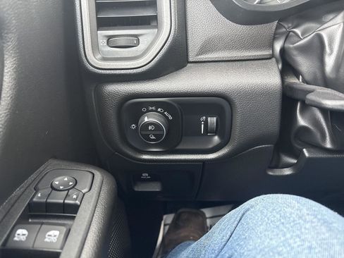 Used 2025 RAM 1500 Tradesman w/ Night Edition AWD/4WD image 19