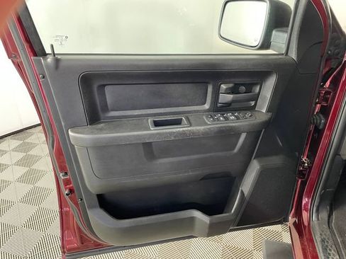 Used 2021 RAM 1500 Express w/ Wheel & Sound Group AWD/4WD image 14