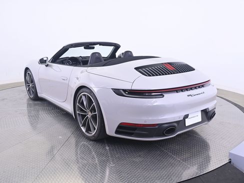 Used 2020 Porsche 911 Carrera 4S AWD/4WD image 3