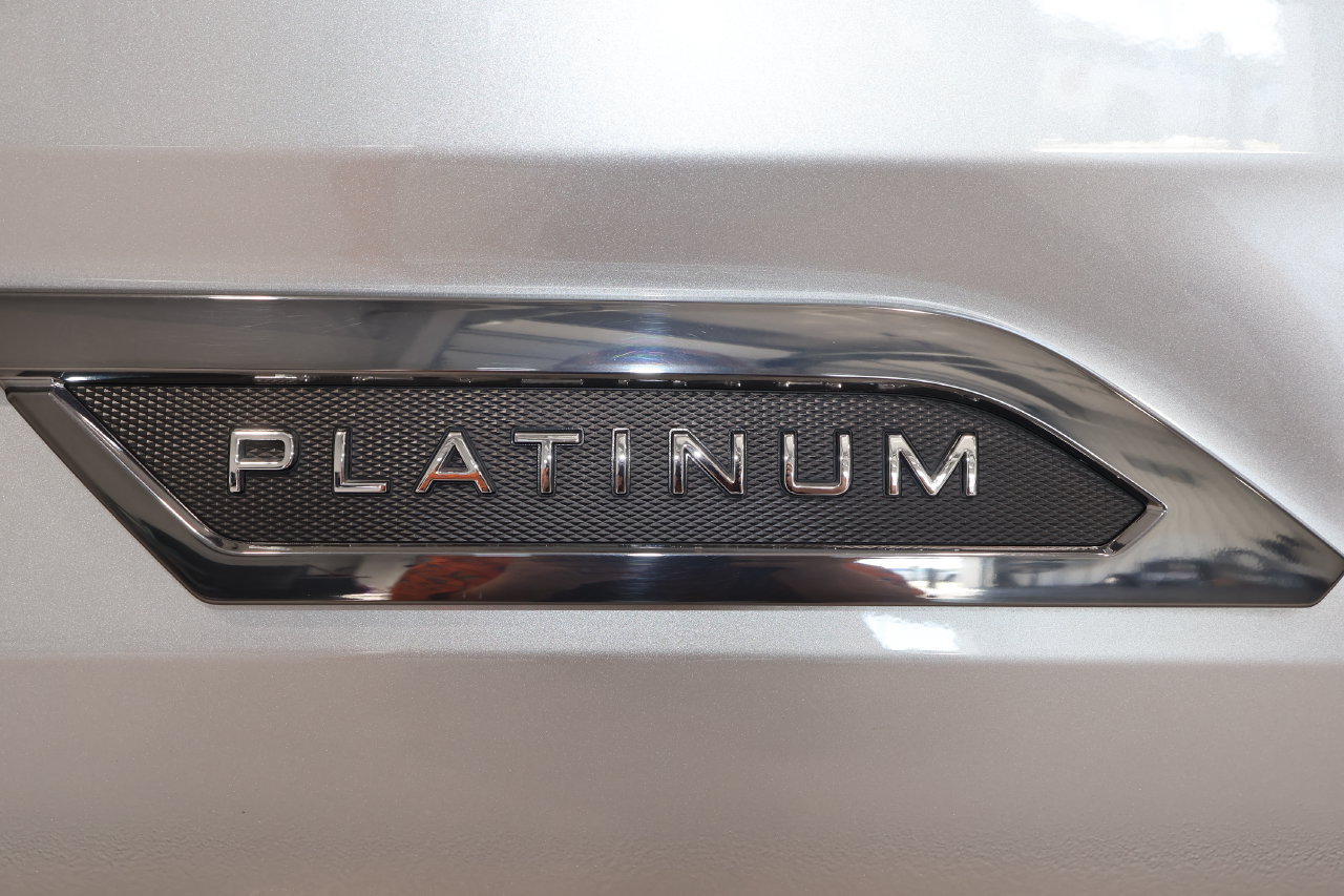 Used 2026 Toyota Sequoia Platinum AWD/4WD image 38