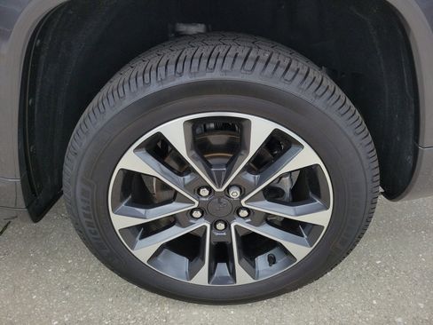 Used 2021 Jeep Grand Cherokee L Overland w/ Luxury Tech Group IV RWD image 34