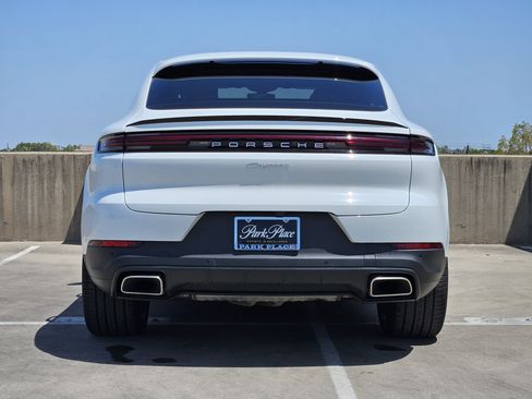 Certified 2026 Porsche Cayenne Coupe AWD/4WD image 7