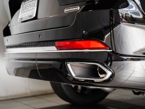 New 2025 Jeep Grand Cherokee Overland image 9