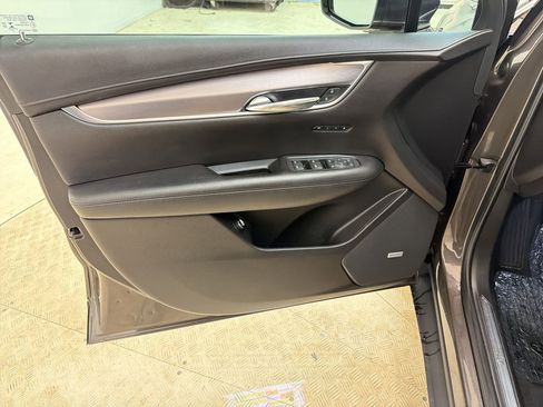 Used 2019 Cadillac XT5 Luxury FWD image 13