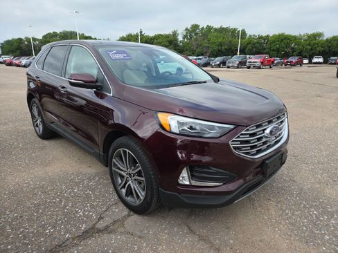 Used 2024 Ford Edge Titanium w/ Equipment Group 301A AWD/4WD image 6