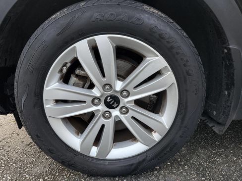 Used 2017 Kia Sportage LX w/ LX Popular Package image 29