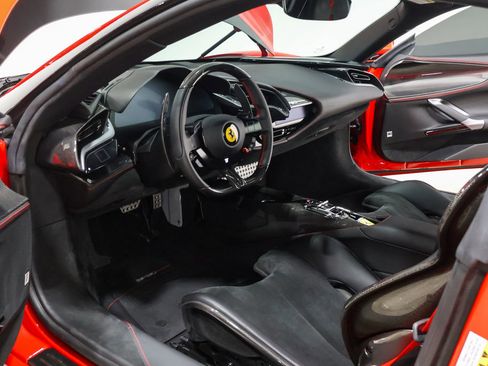 Used 2022 Ferrari SF90 Stradale AWD/4WD image 28