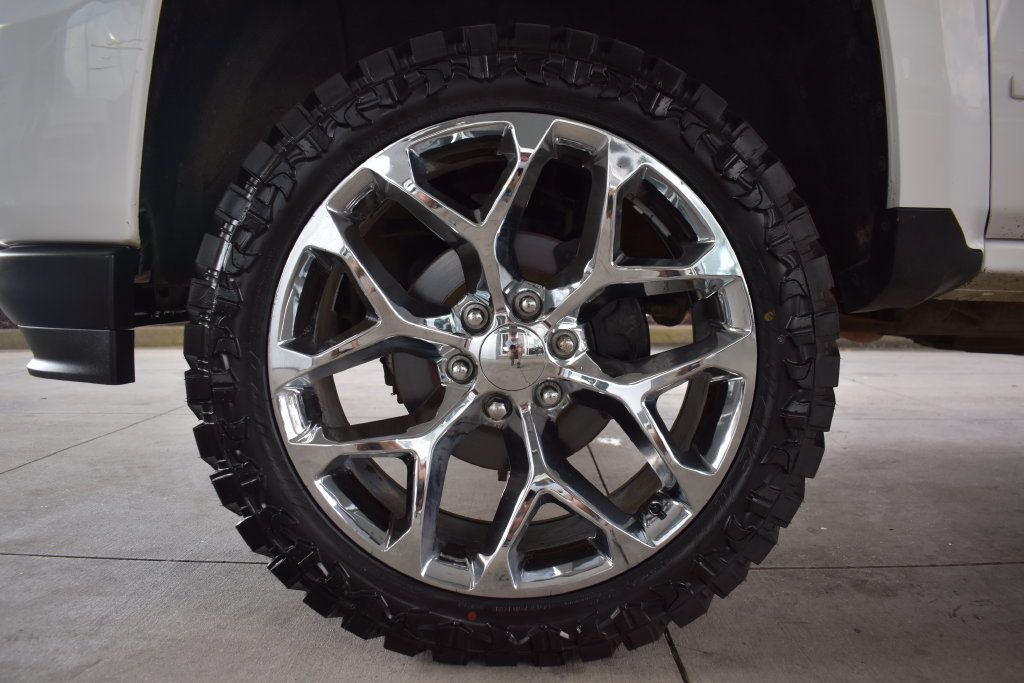Used 2018 Chevrolet Silverado 1500 LT w/ Texas Edition AWD/4WD image 14