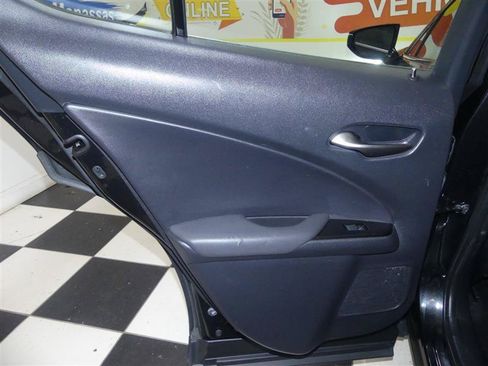 Used 2019 Lexus UX 250h AWD/4WD image 19