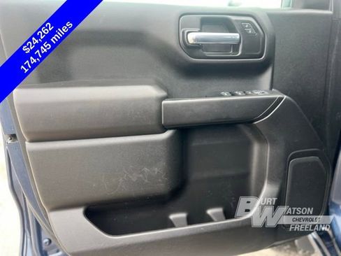 Used 2021 Chevrolet Silverado 1500 Custom Trail Boss w/ Safety Confidence Package image 11