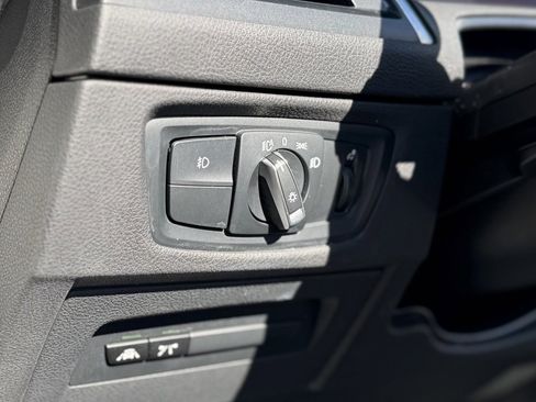 Used 2019 BMW 230i Convertible w/ Convenience Package image 28