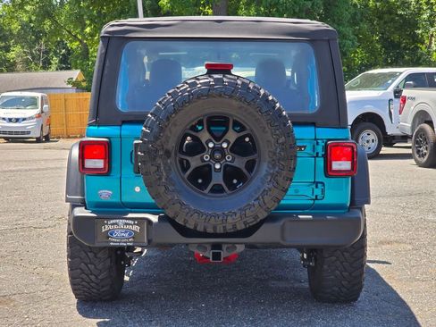 Used 2020 Jeep Wrangler Sport AWD/4WD image 24