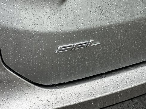 Used 2024 Ford Edge SEL image 27