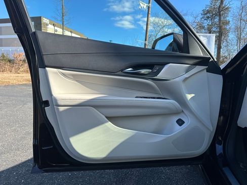 Used 2020 Cadillac CT4 Luxury w/ Bose Premium Audio Package image 10