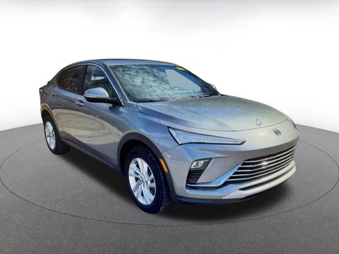 Used 2025 Buick Envista Preferred image 10