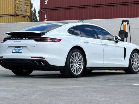 Used 2020 Porsche Panamera 4 w/ Premium Package Plus AWD/4WD image 7