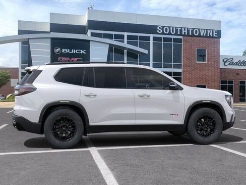 New 2025 GMC Acadia AT4 w/ Super Cruise Package AWD/4WD image 5