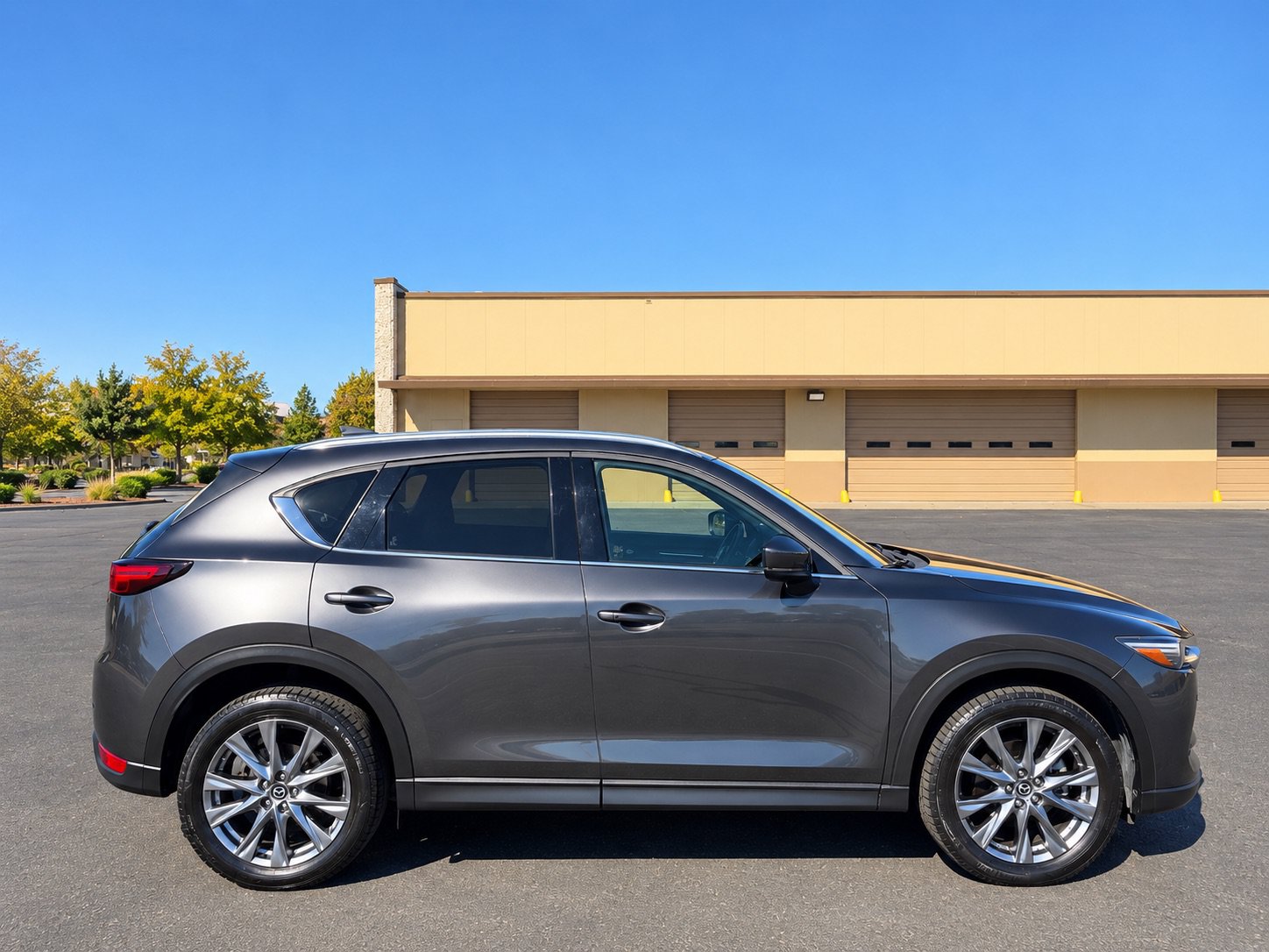Used 2019 MAZDA CX-5 Signature AWD/4WD image 9
