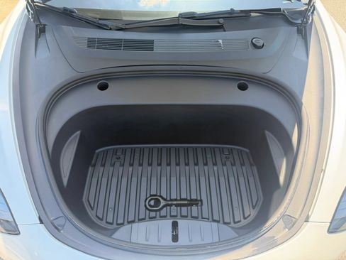 Used 2023 Tesla Model 3 Standard Range RWD image 30