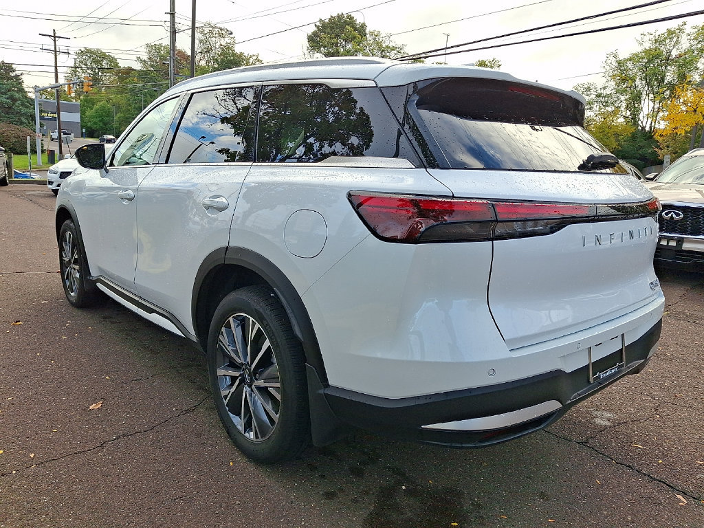 Certified 2026 INFINITI QX60 Luxe w/ Cargo Package AWD/4WD image 4