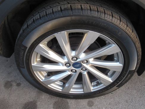 Used 2021 Ford Escape Titanium w/ Titanium Elite Package AWD/4WD image 8