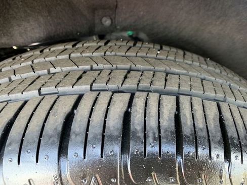 Used 2025 Subaru Crosstrek 2.5i Limited w/ Popular Package #4A image 34