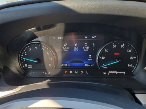 Certified 2022 Ford Explorer XLT w/ Equipment Group 202A image 17