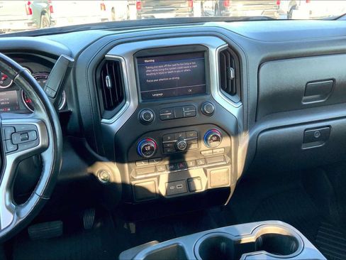 Used 2020 Chevrolet Silverado 1500 LT Trail Boss w/ Convenience Package AWD/4WD image 7