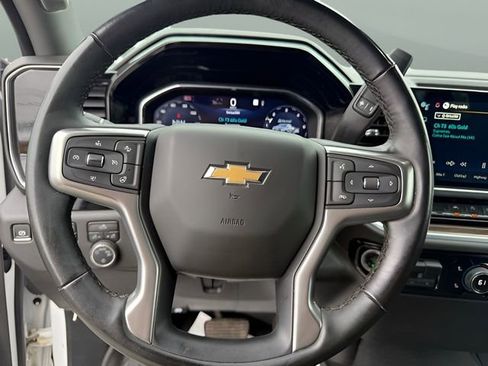 Used 2025 Chevrolet Silverado 1500 LT AWD/4WD image 29