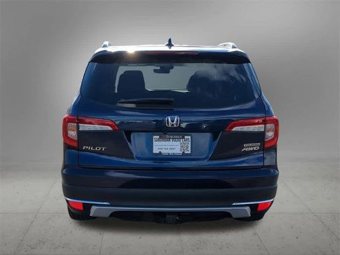 Used 2020 Honda Pilot Touring image 5