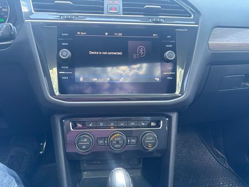 Used 2021 Volkswagen Tiguan SE R-Line AWD/4WD image 5