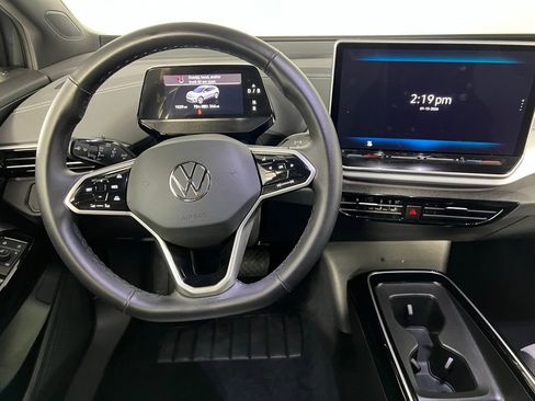 Used 2025 Volkswagen ID.4 Pro image 13