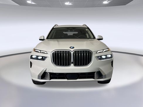Used 2026 BMW X7 xDrive40i AWD/4WD image 6
