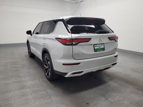 Used 2022 Mitsubishi Outlander SE FWD image 5