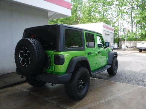 Used 2018 Jeep Wrangler Unlimited Sport S image 3