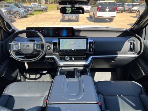 New 2025 Ford Expedition Platinum w/ Stealth Performance Package image 14