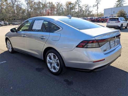 Certified 2025 Honda Accord LX image 9