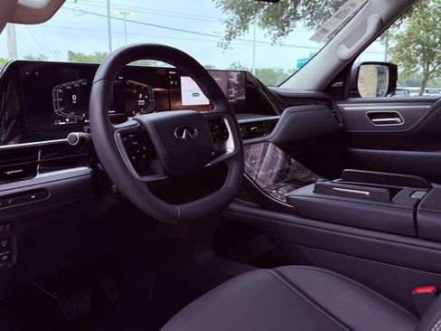 Certified 2026 INFINITI QX80 Pure AWD/4WD image 22