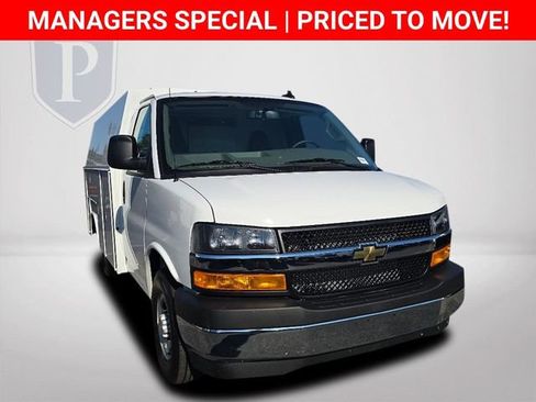 New 2025 Chevrolet Express 3500 w/ Power Convenience Package image 13