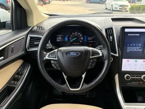 Certified 2024 Ford Edge SEL w/ Convenience Package AWD/4WD image 17