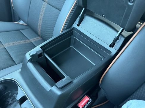 New 2026 GMC Canyon AT4 AWD/4WD image 33
