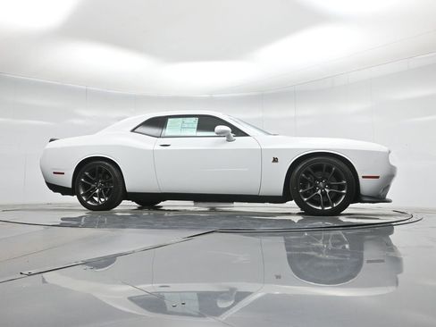 Used 2020 Dodge Challenger R/T Scat Pack RWD image 3