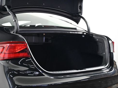 Used 2022 Kia Forte LXS w/ LXS Technology Package image 27