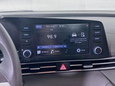 Used 2023 Hyundai Elantra SEL FWD image 14