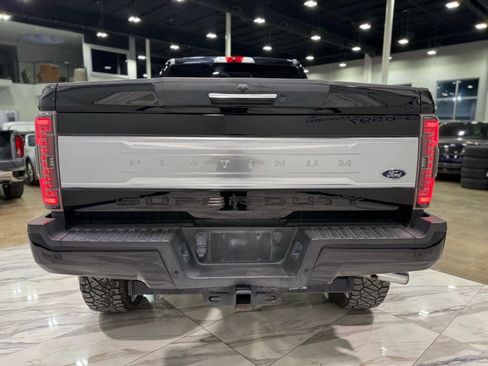 Used 2017 Ford F250 Platinum w/ Platinum Ultimate Package image 6