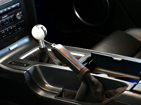 Used 2012 Ford Mustang Shelby GT500 w/ Electronics Pkg image 29