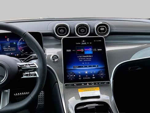 Certified 2026 Mercedes-Benz GLC 300 image 9