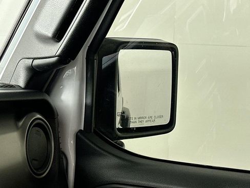 Used 2019 Jeep Wrangler Unlimited Sport S image 24